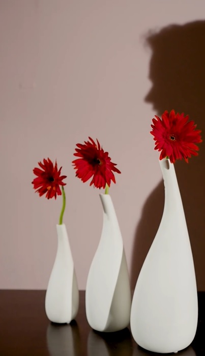 Gotita Vase