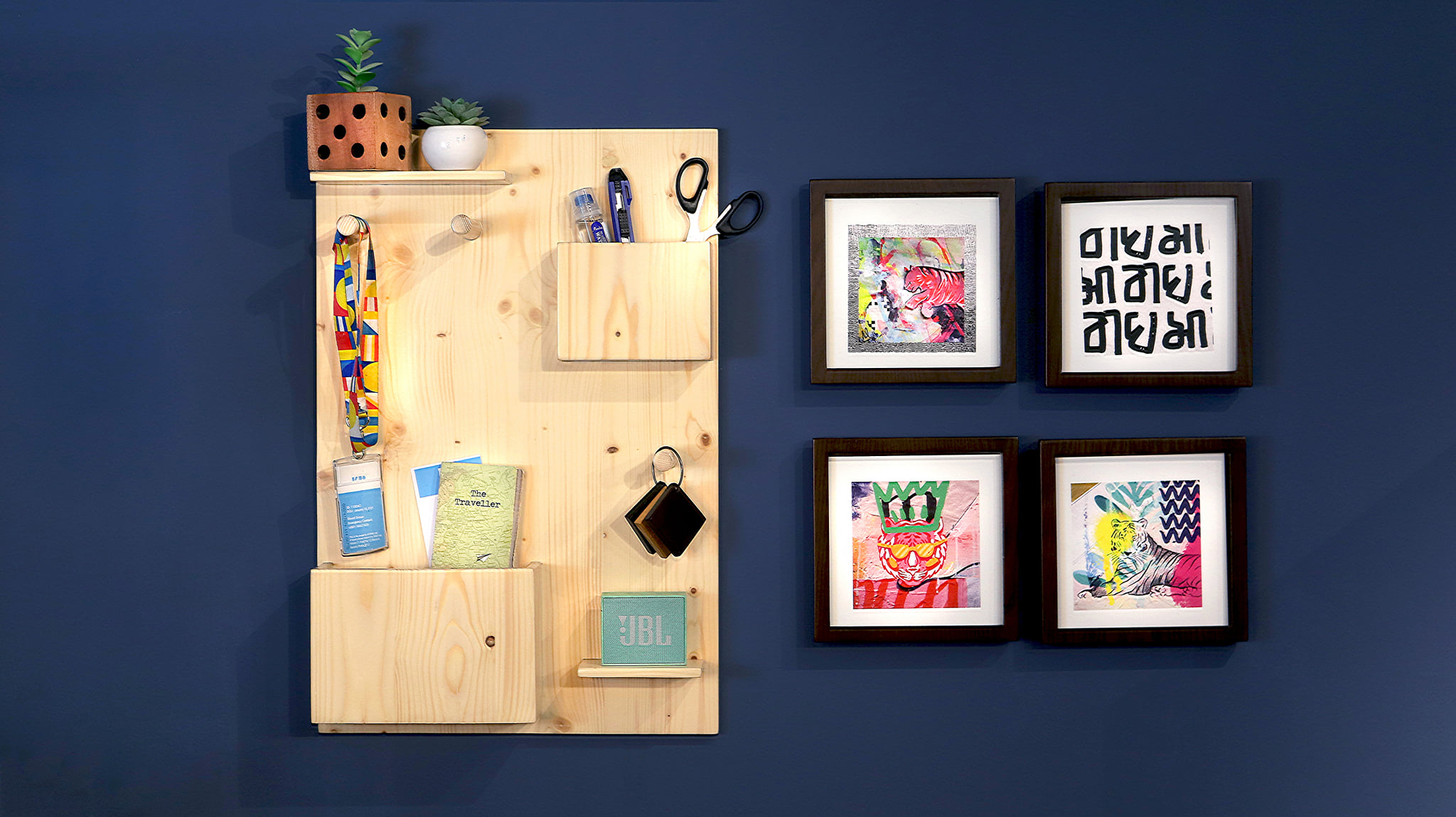Regelen Wall Organizer (Clearance)