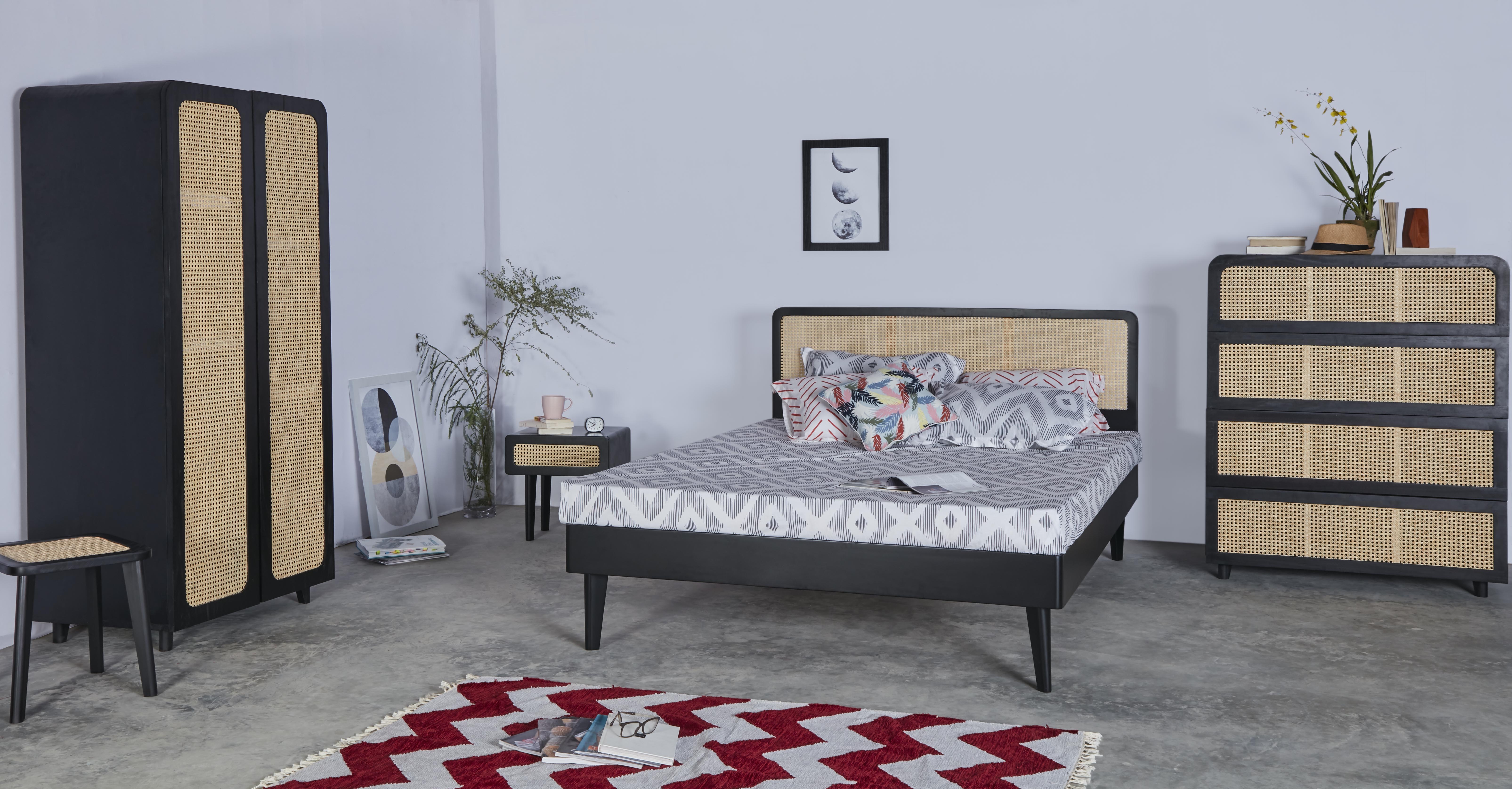 Ratargul Bedside Table